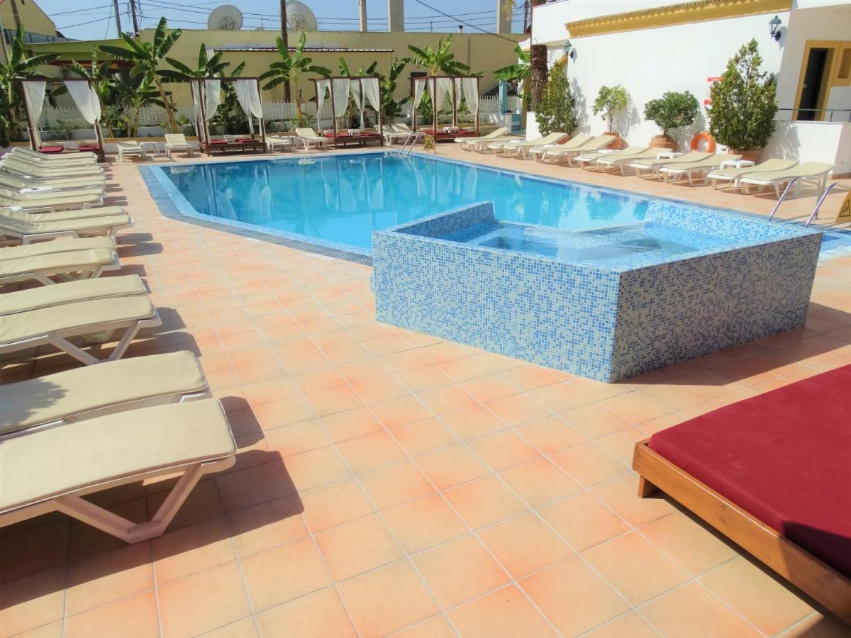 Oasis Beach Club Kávos Extérieur photo