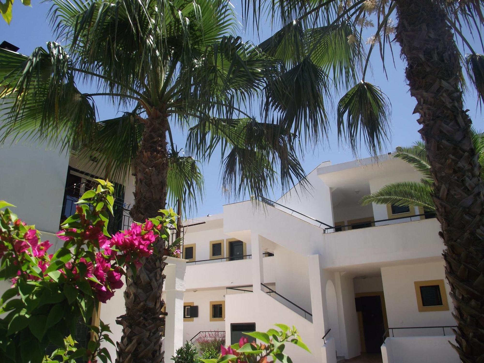 Oasis Beach Club Kávos Extérieur photo